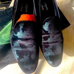 Magnanni men’s shoes, velvet black camouflage loafer